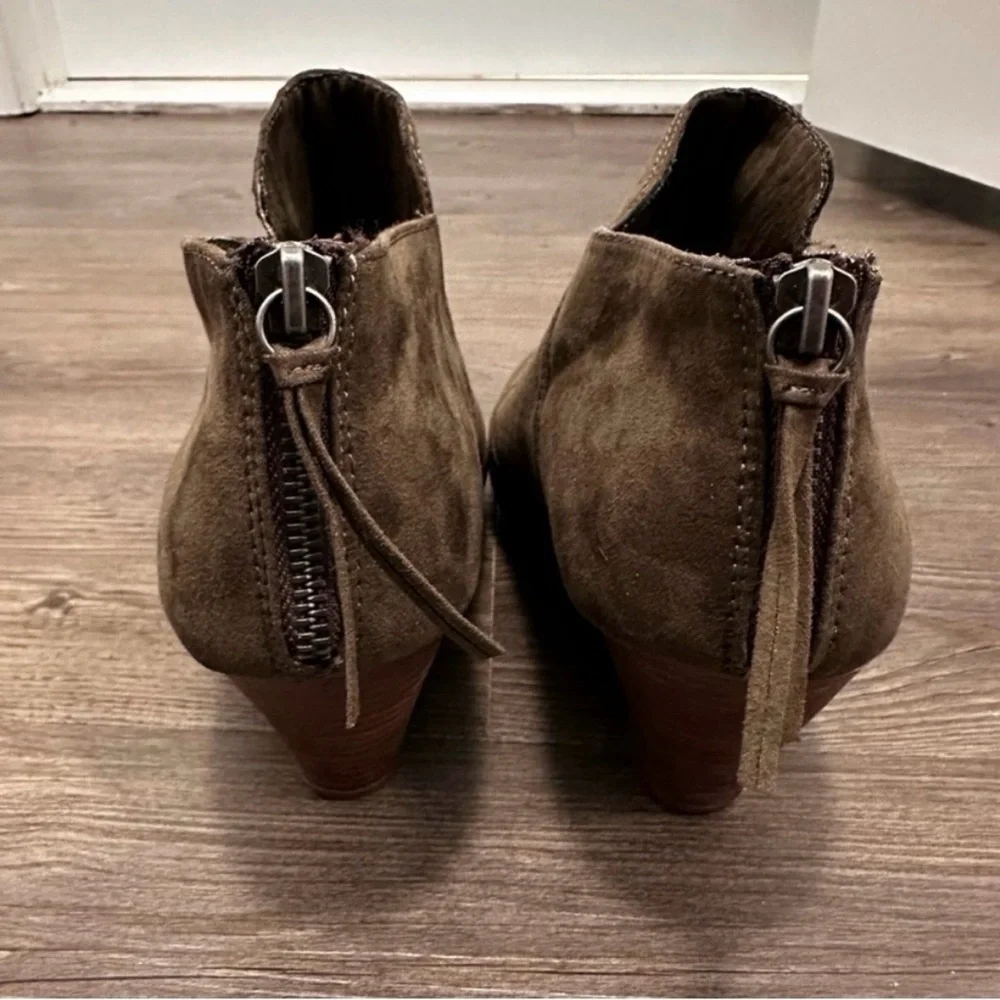 💚 NEW! REPORT Olive Green Ankle Booties - Size 10